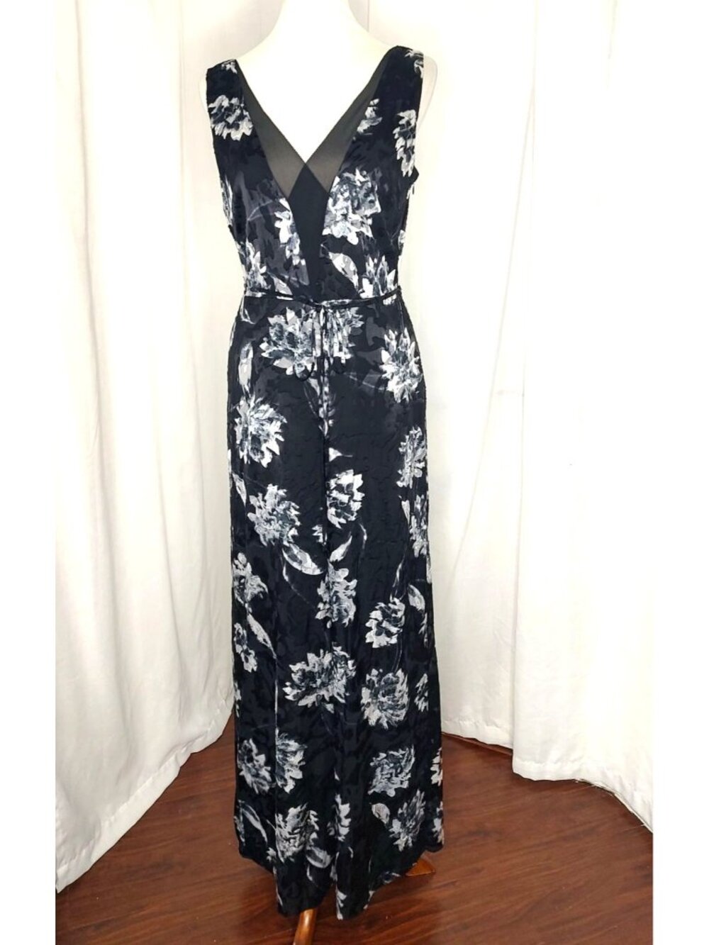 WHBM White House Black Market Avery Floral Black Burnout Jumpsuit 6 - Picture 4 of 11